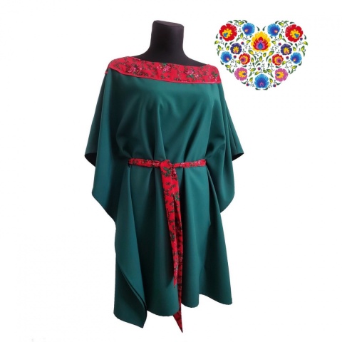 Zielona sukienka nietoperz z czerwonymi dodatkami - szyta na zamówienie